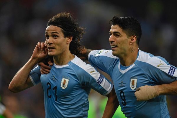 Cavani, Suarez tiếp tục được Uruguay trao cơ hội tại World Cup 2022 Cavani, Suarez tiếp tục được Uruguay trao cơ hội tại World Cup 2022