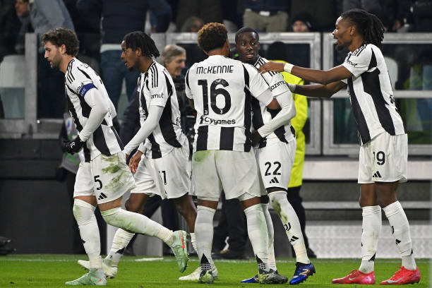 Juventus sẽ đánh bại Monza trên sân nhà? Juventus sẽ đánh bại Monza trên sân nhà?