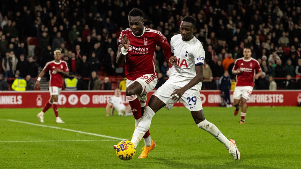 Lịch thi đấu bóng đá hôm nay 20/4: Trực tiếp Tottenham vs Nottingham, Girona vs Real Betis - Ảnh 1. Lịch thi đấu bóng đá hôm nay 20/4: Trực tiếp Tottenham vs Nottingham, Girona vs Real Betis - Ảnh 1.