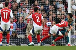 Redknapp: Arsenal có nguy cơ trải qua một mùa giải rất tệ hại